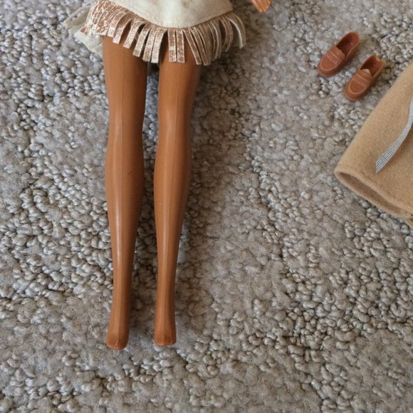 Pocahontas doll - Picture 7 of 12